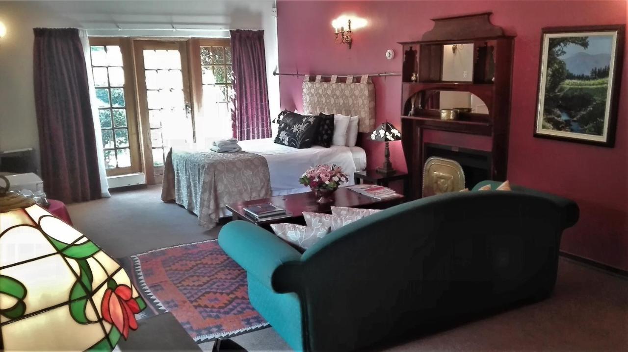 Village Green Guest House Randburg Extérieur photo